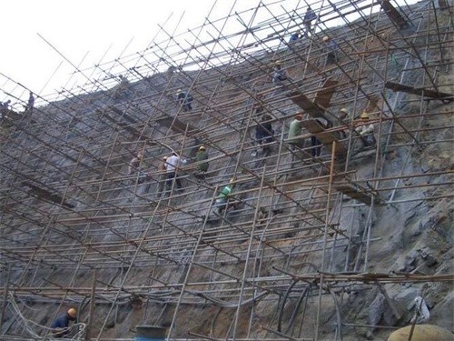 阿勒泰公路桩基检测